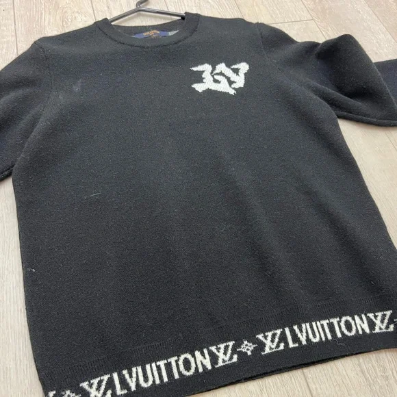 Louis Vuitton Wool Logo Sweater — Black - Picture 2 of 7